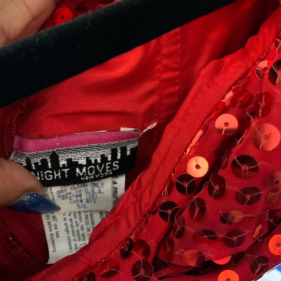 Jessica Rabbit Style Gown - Picture 5 of 5